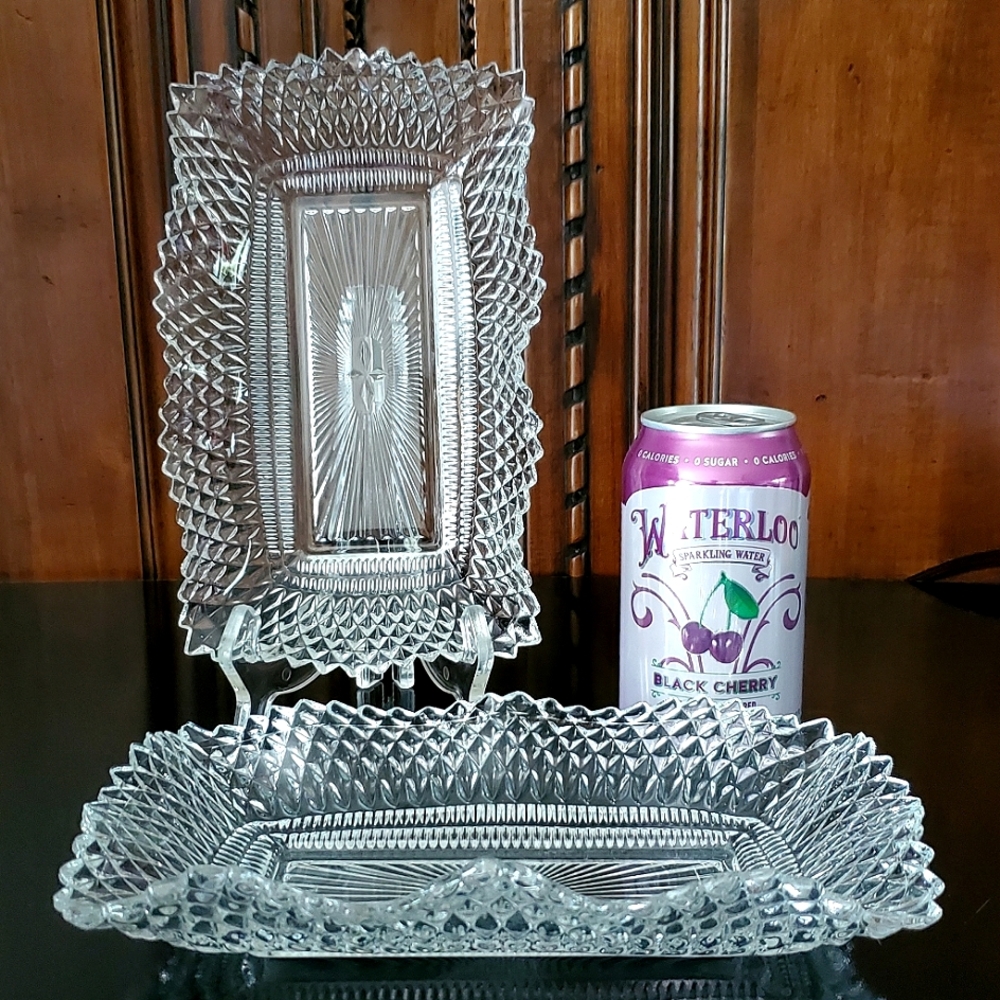 (2) "Traditions Clear" 9" Rectangle Vntg Diamond Point Dishes by Federal Glass
